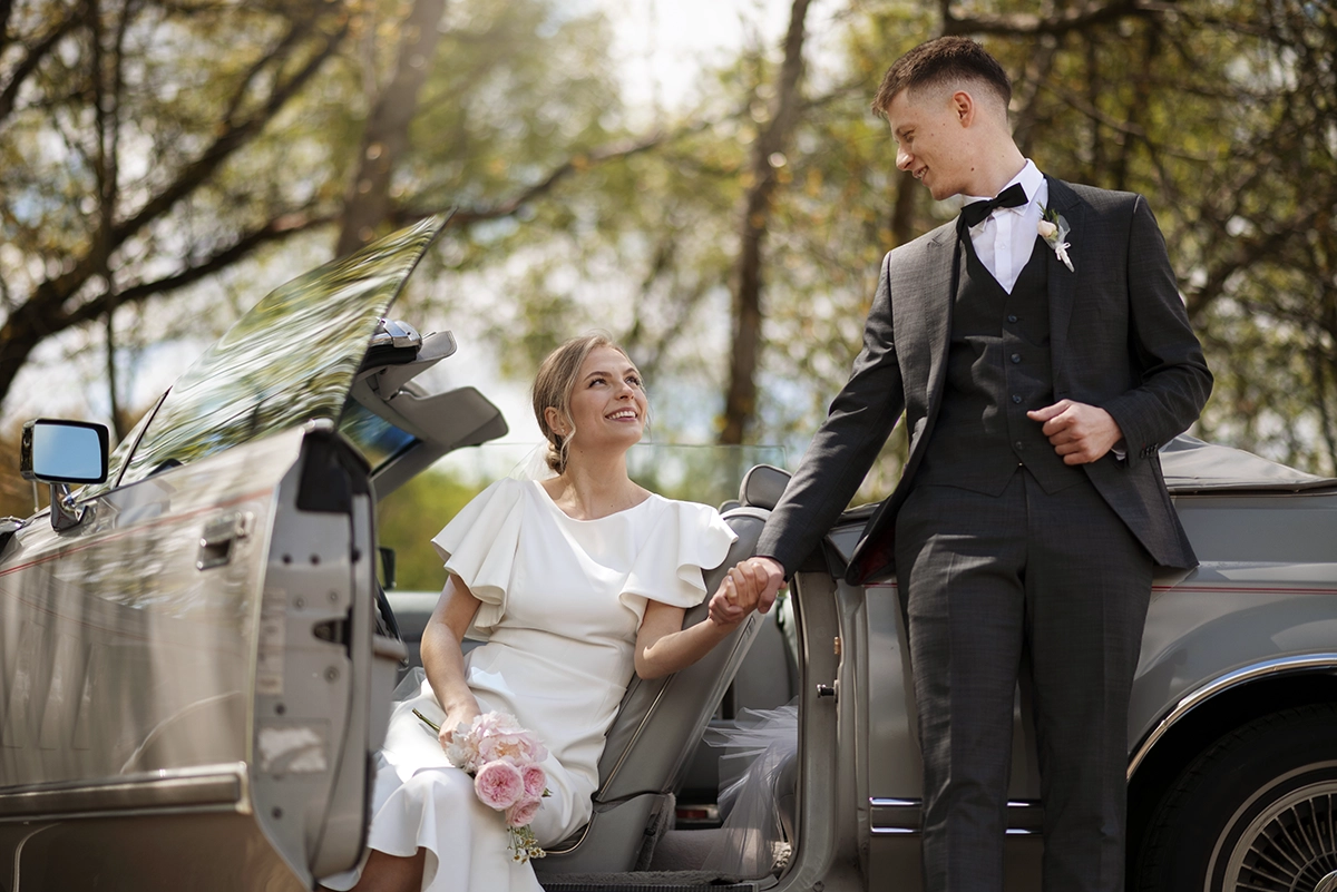 At Limo SSL, we understand that your wedding day deserves only the best